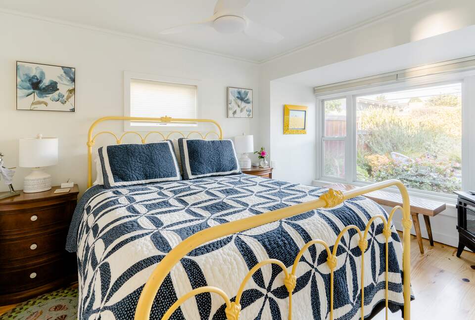 Charming Ocean Front Cottage - Cayucos, California