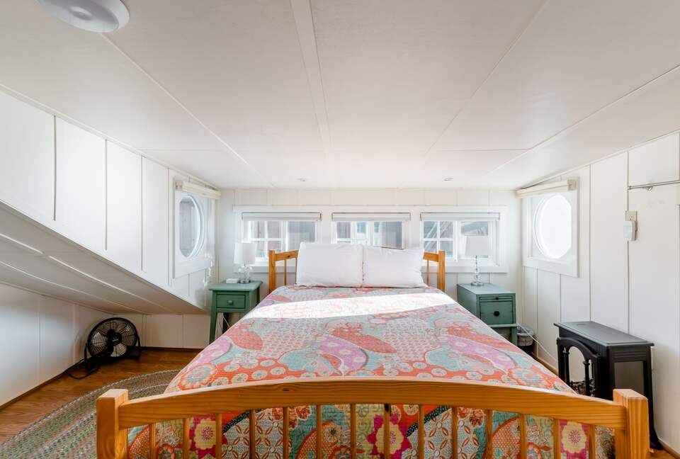 Charming Ocean Front Cottage - Cayucos, California