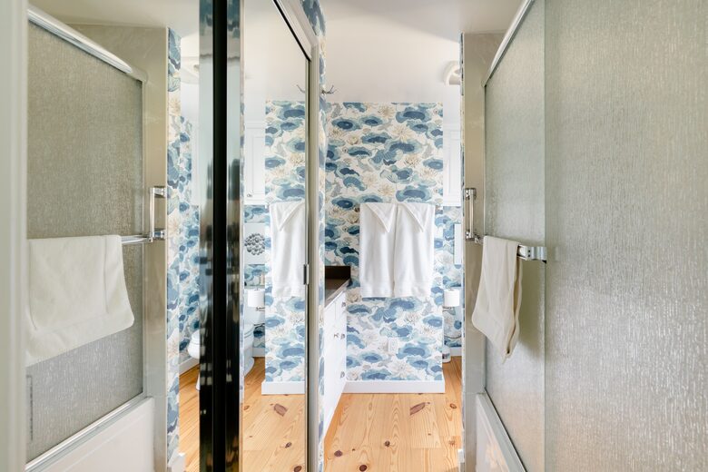 Charming Ocean Front Cottage - Cayucos, California