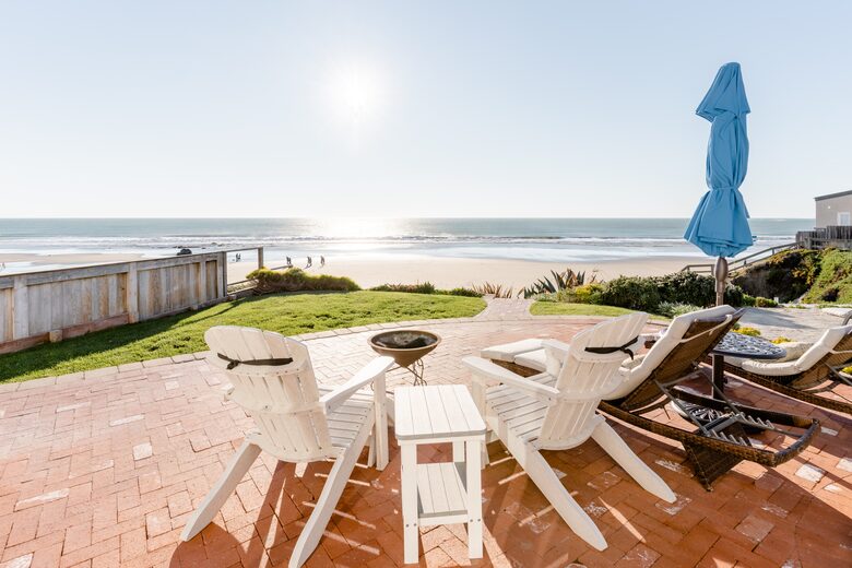 Charming Ocean Front Cottage - Cayucos, California