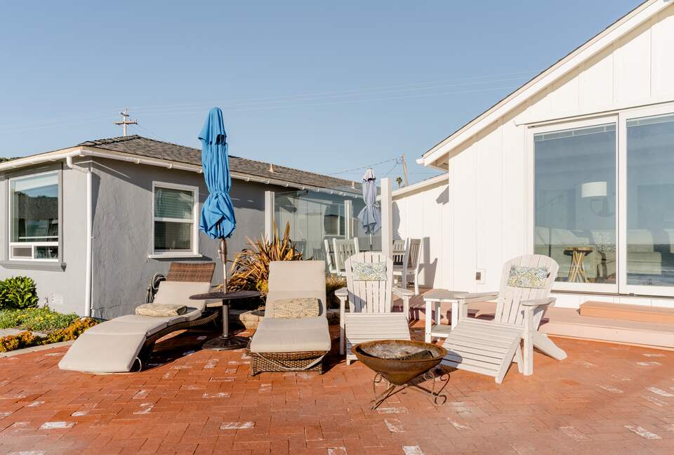 Charming Ocean Front Cottage - Cayucos, California