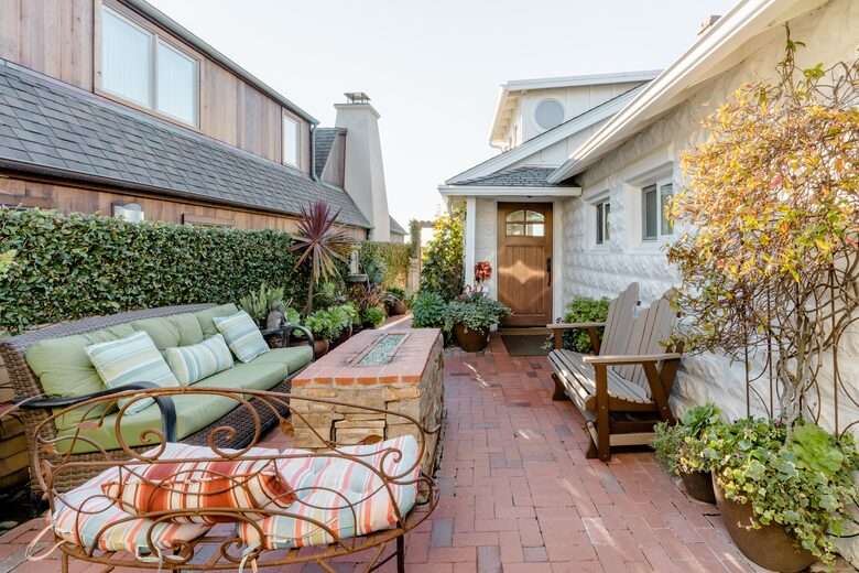 Charming Ocean Front Cottage - Cayucos, California