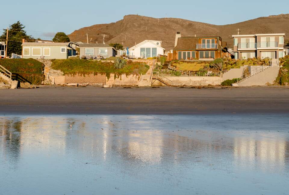 Charming Ocean Front Cottage - Cayucos, California