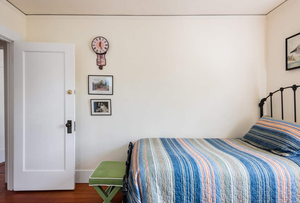 Charming 1920's Bungalow in the Heart of San Luis Obispo - San Luis Obispo, California