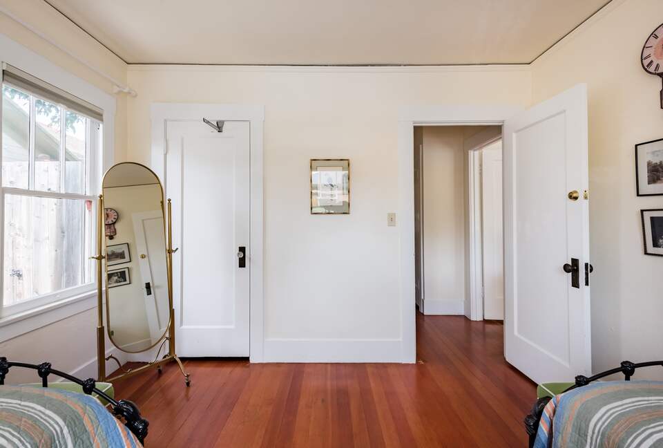 Charming 1920's Bungalow in the Heart of San Luis Obispo - San Luis Obispo, California