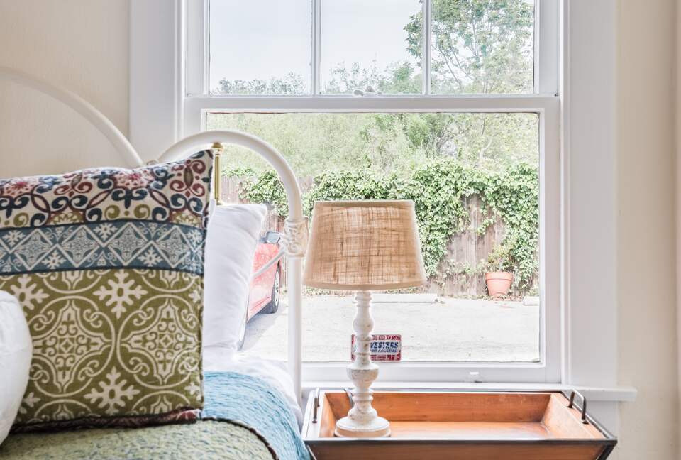 Charming 1920's Bungalow in the Heart of San Luis Obispo - San Luis Obispo, California