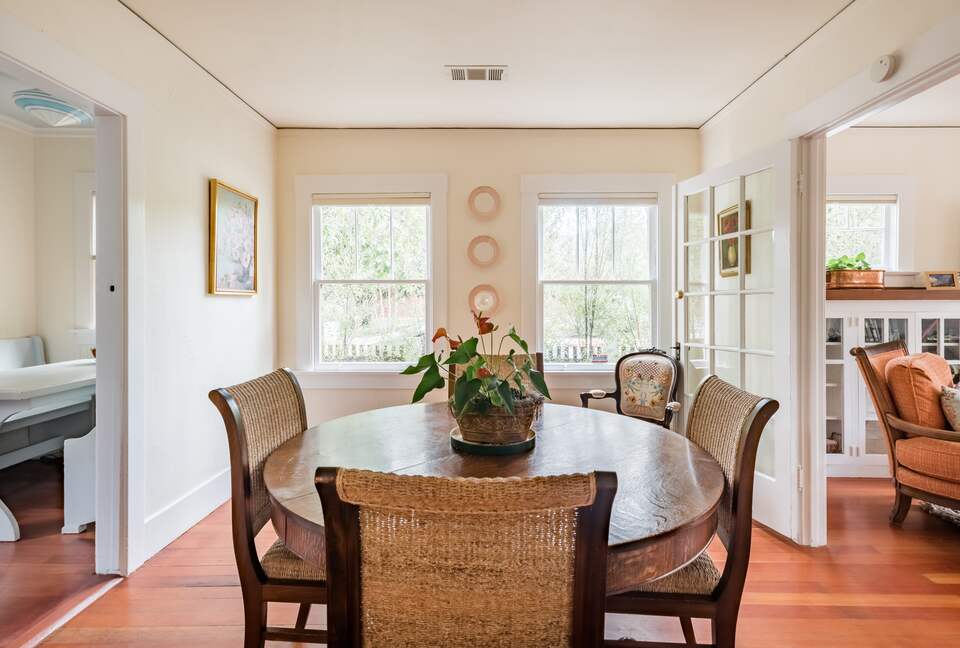 Charming 1920's Bungalow in the Heart of San Luis Obispo - San Luis Obispo, California