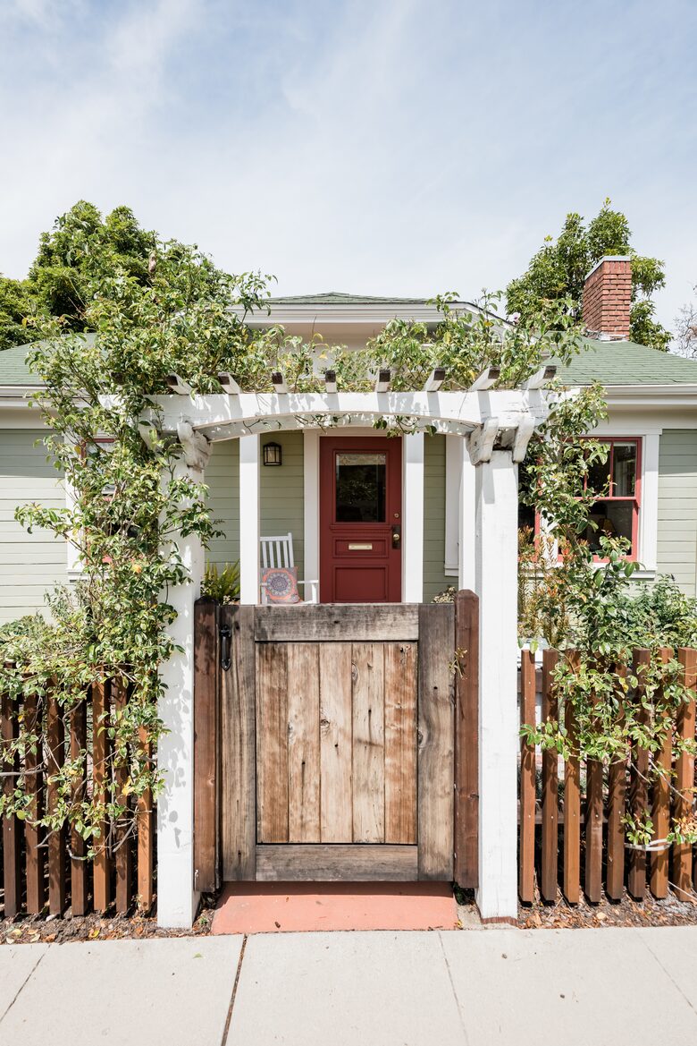 Charming 1920's Bungalow in the Heart of San Luis Obispo - San Luis Obispo, California