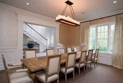 Southampton Masterpiece with a Pool + Sauna - Southampton, New York