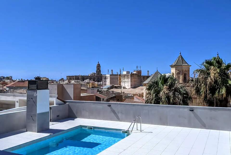 Luxury 2 Bedroom apartment - Malaga, Spain