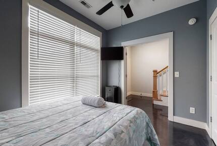 Luxury Downtown Nashville Townhome - Nashville, Tennessee