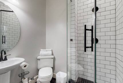 Luxury Downtown Nashville Townhome - Nashville, Tennessee