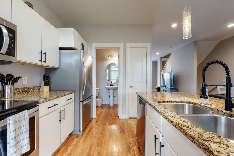 Luxury Downtown Nashville Townhome - Nashville, Tennessee