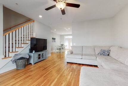 Luxury Downtown Nashville Townhome - Nashville, Tennessee