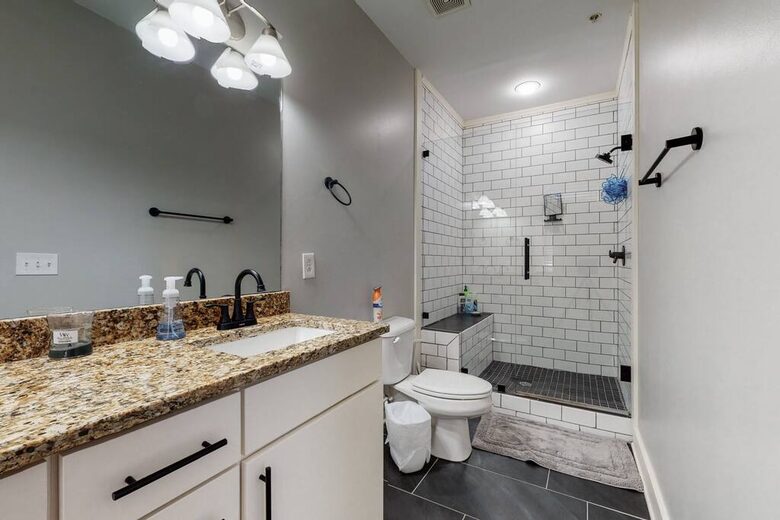 Luxury Downtown Nashville Townhome - Nashville, Tennessee