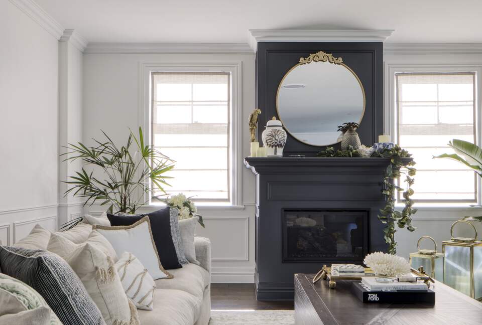 Luana - Burleigh Heads, Australia