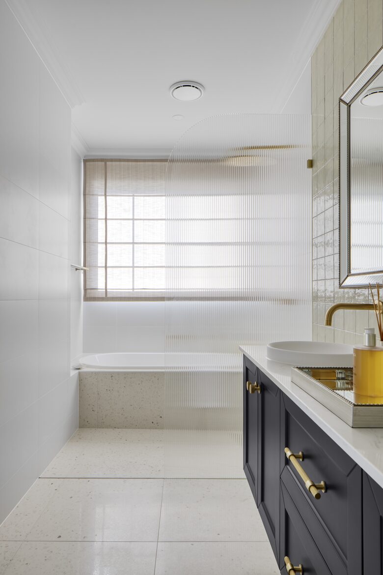 Luana - Burleigh Heads, Australia