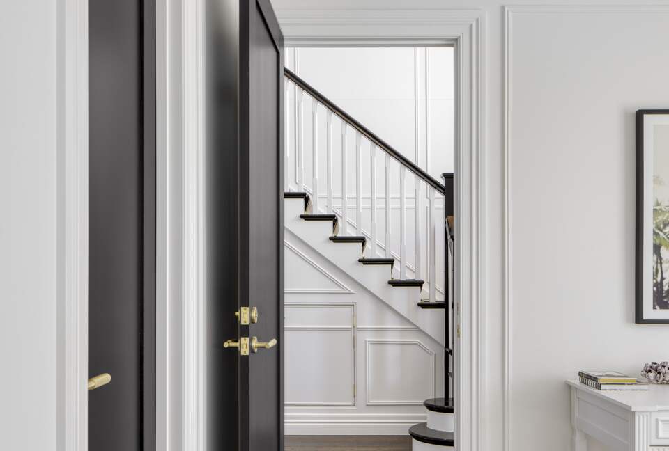 Luana - Burleigh Heads, Australia