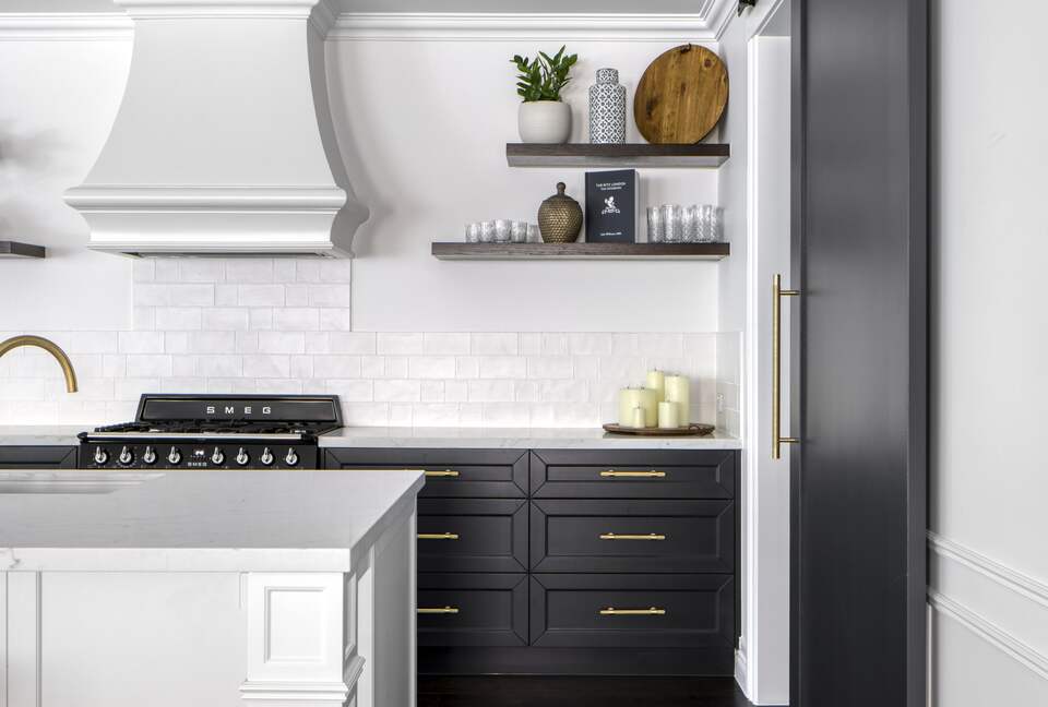 Luana - Burleigh Heads, Australia