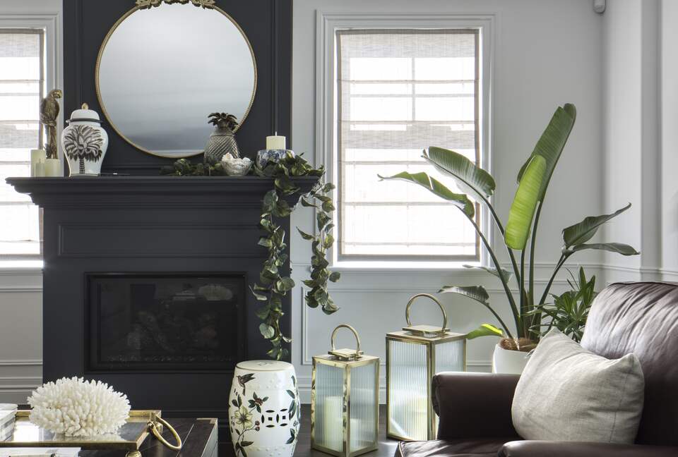 Luana - Burleigh Heads, Australia