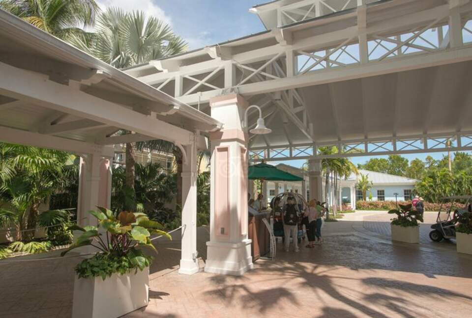 Harbourside Villa | With full access to Atlantis Resort - Nassau, Bahamas