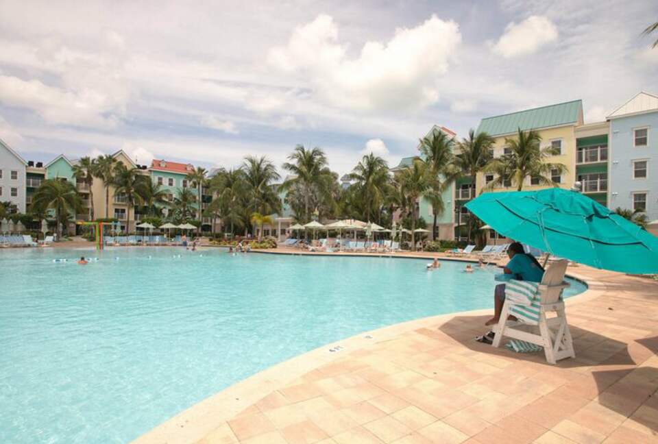 Harbourside Villa | With full access to Atlantis Resort - Nassau, Bahamas