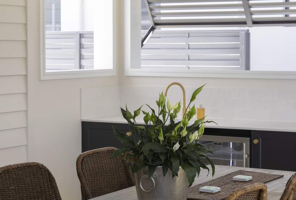 Luana - Burleigh Heads, Australia