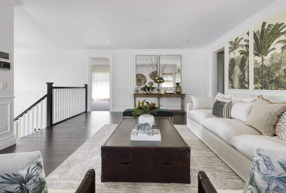 Luana - Burleigh Heads, Australia