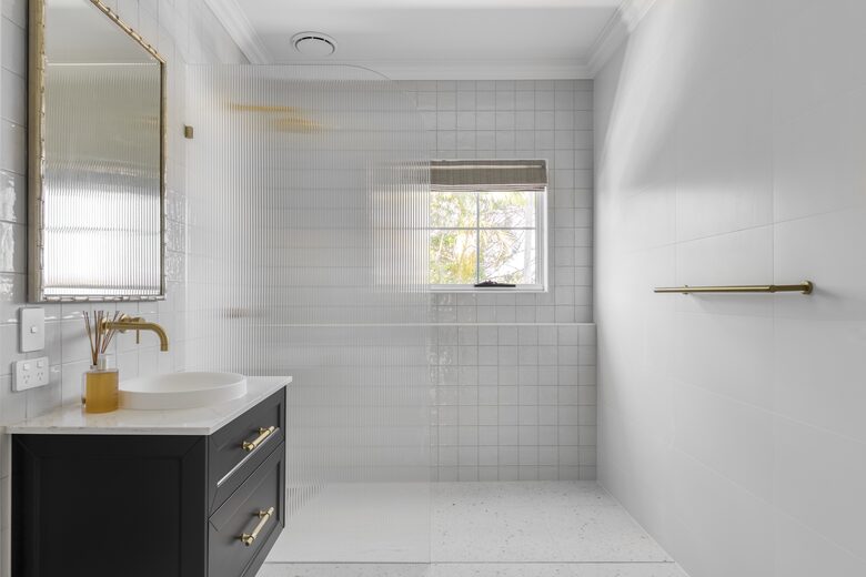 Luana - Burleigh Heads, Australia