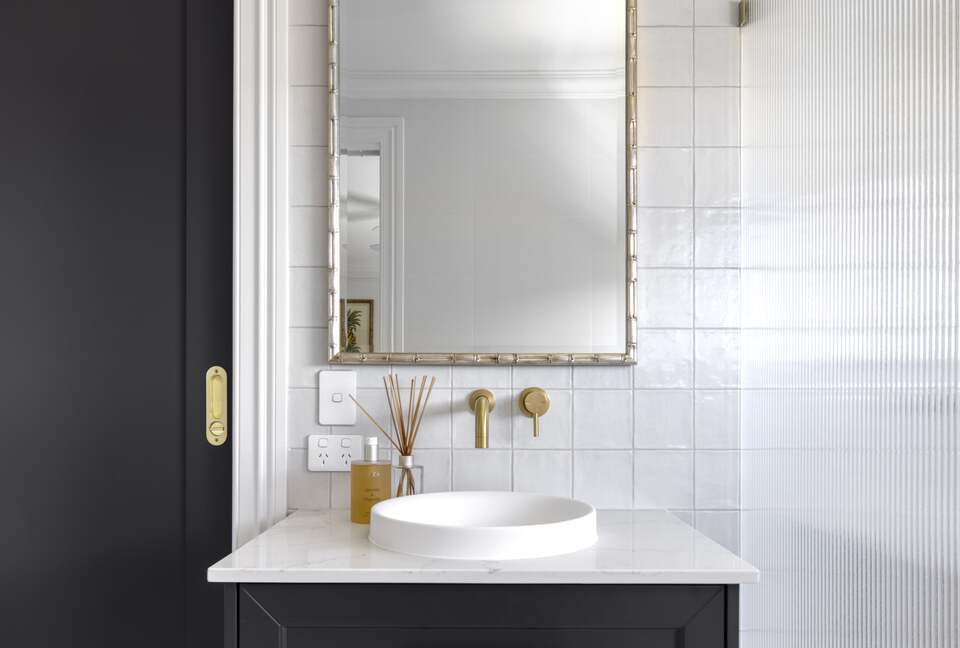 Luana - Burleigh Heads, Australia