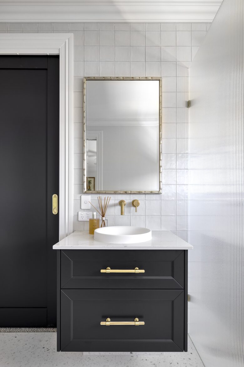 Luana - Burleigh Heads, Australia