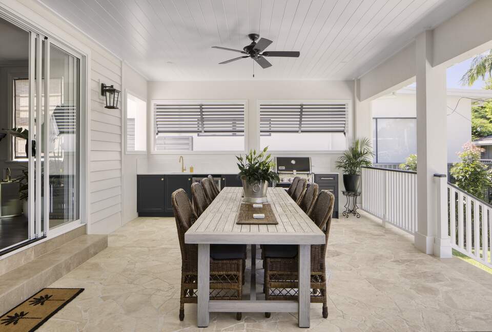 Luana - Burleigh Heads, Australia