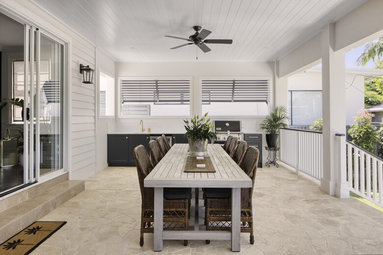 Luana - Burleigh Heads, Australia