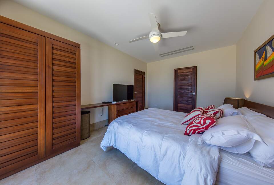 Large Villa with Direct View of World Class Surf at Manzanillo Point - Tola, Nicaragua