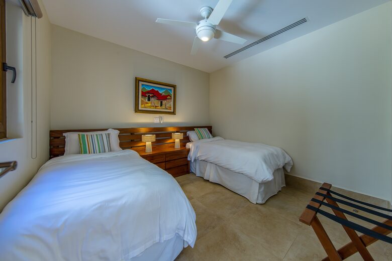 Large Villa with Direct View of World Class Surf at Manzanillo Point - Tola, Nicaragua