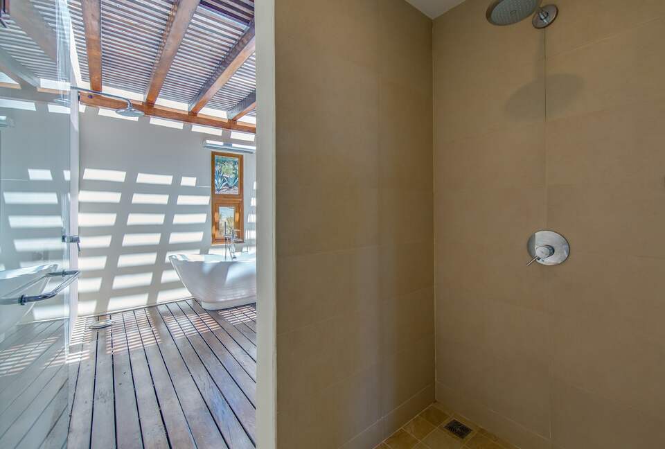 Large Villa with Direct View of World Class Surf at Manzanillo Point - Tola, Nicaragua