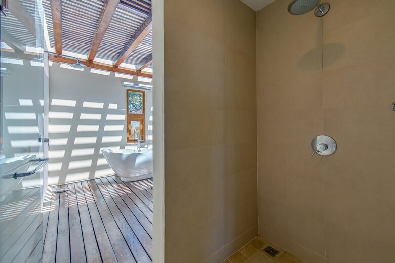 Large Villa with Direct View of World Class Surf at Manzanillo Point - Tola, Nicaragua
