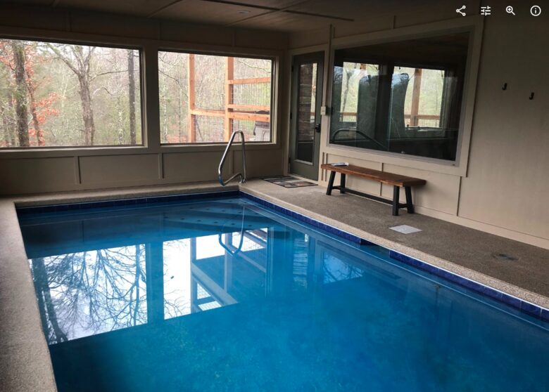 Cozy Bear Luxury Cabin with Indoor Pool! - Sevierville, Tennessee