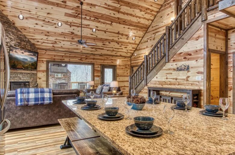 Cozy Bear Luxury Cabin with Indoor Pool! - Sevierville, Tennessee