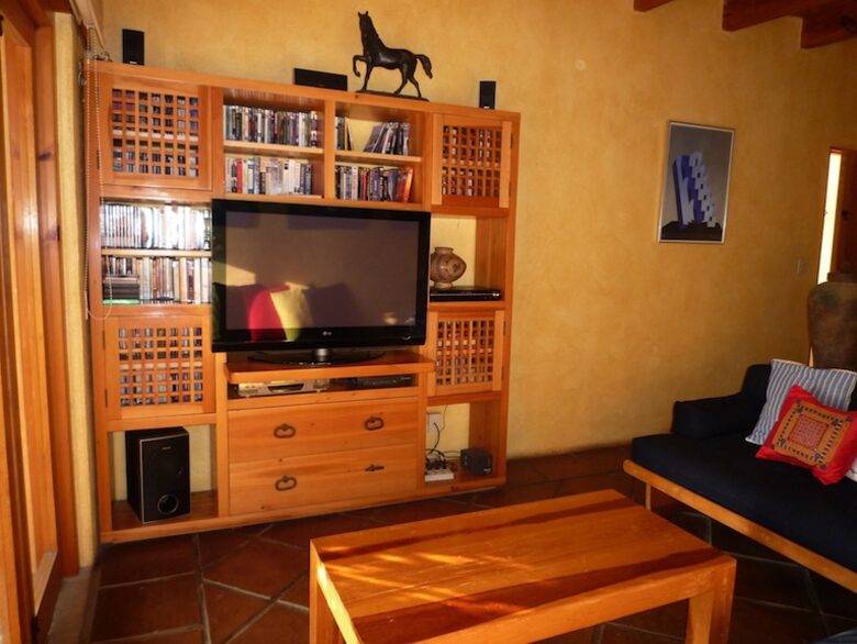 La Peña Rock House - Valle de Bravo, Mexico