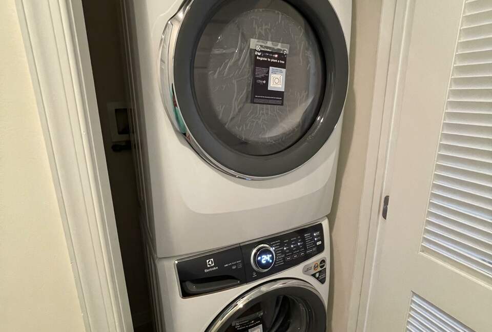 Beach Condo with Ocean views and 4 decks - Ocean City, New Jersey