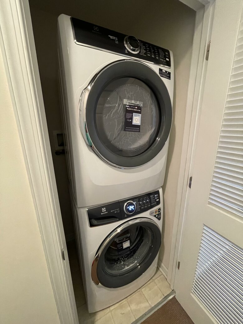 Beach Condo with Ocean views and 4 decks - Ocean City, New Jersey