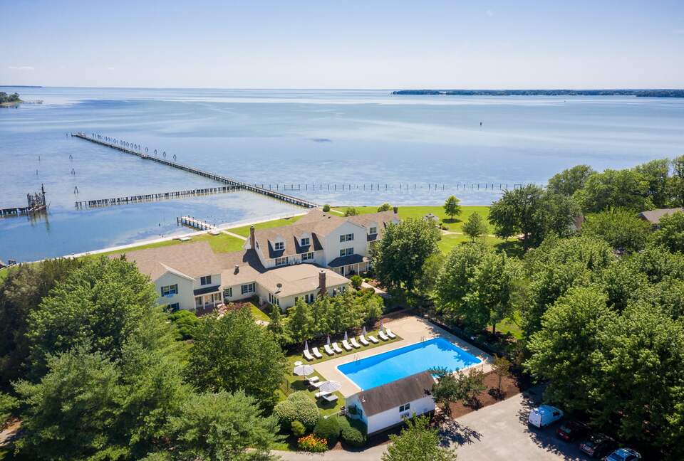 Cedar Cove Retreat | 13 Bedrooms Waterfront Estate with, Pool, Gym, and more - St. Michaels, Maryland