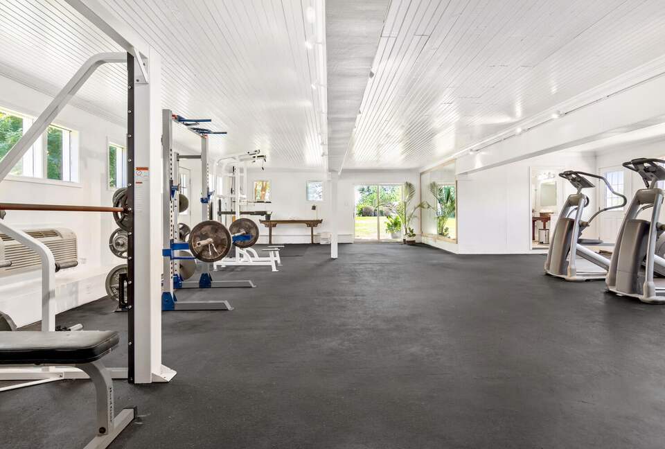 Cedar Cove Retreat | 13 Bedrooms Waterfront Estate with, Pool, Gym, and more - St. Michaels, Maryland