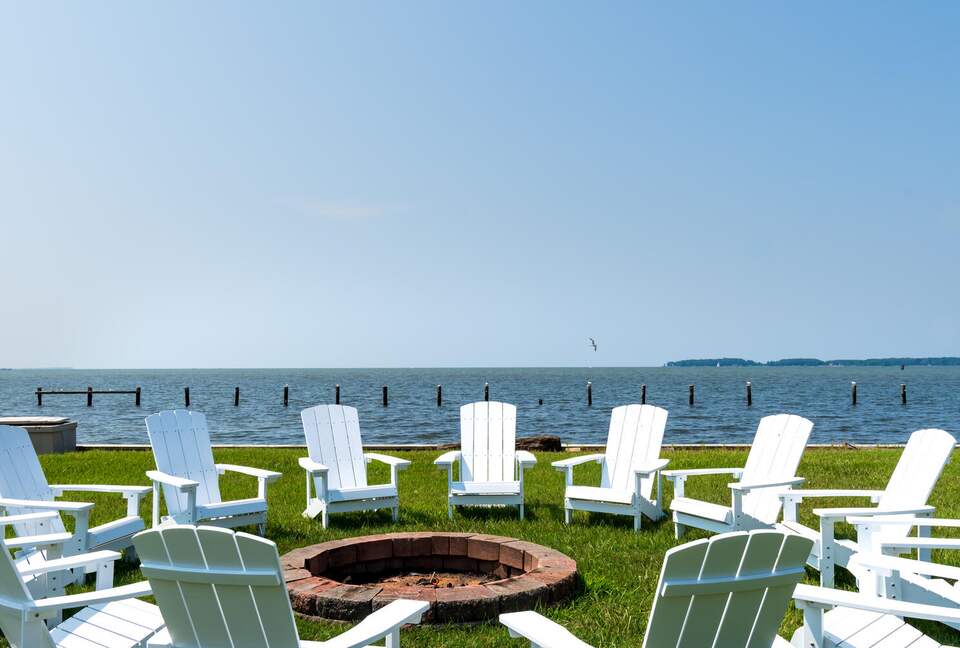 Cedar Cove Retreat | 13 Bedrooms Waterfront Estate with, Pool, Gym, and more - St. Michaels, Maryland