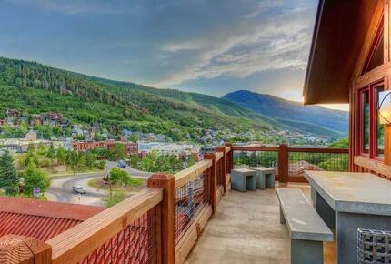 The Perch Park City - Magnificent Old Town Home with Views |Elevator | Hot Tub | Sauna | Game Room | Pinball - Park City, Utah