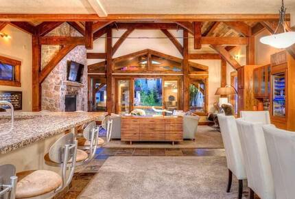 The Perch Park City - Magnificent Old Town Home with Views |Elevator | Hot Tub | Sauna | Game Room | Pinball - Park City, Utah