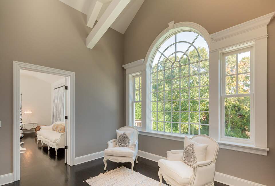 Stunning Sag Harbor Beach House - Sag Harbor, New York