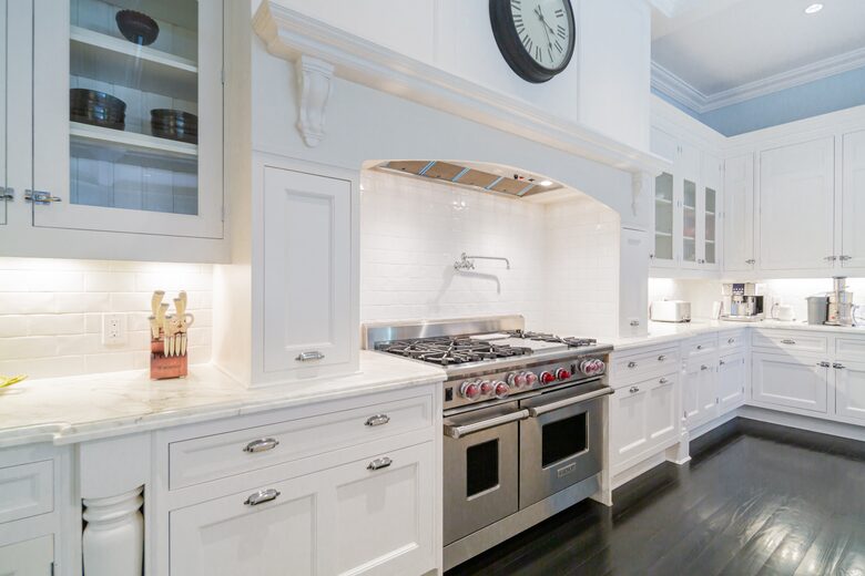 Stunning Sag Harbor Beach House - Sag Harbor, New York