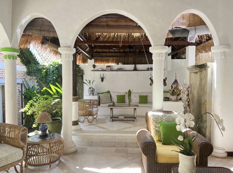 Balinese Rice Field Villa - Berawa Canggu, Indonesia